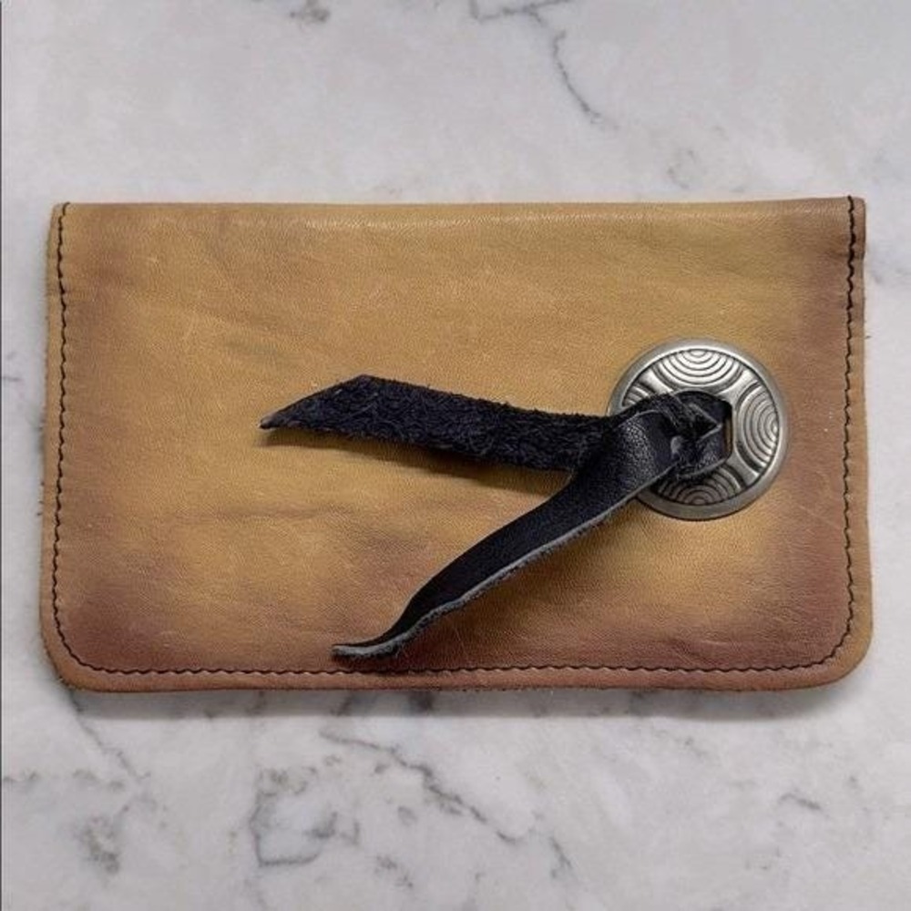 Vintage Buffalo Trading Co Buff Tan Bison Leather Checkbook Wallet Concho Detail